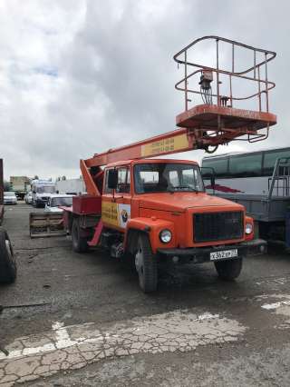 В аренду автовышка (17 м)