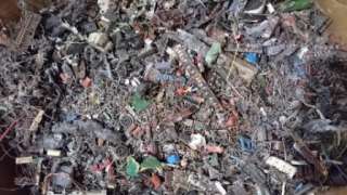 Медную стружку, никельсодержащий металл, навесные элементы с плат