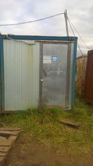 Бытовка строит утплен с электрорпзводкой и счетчиком