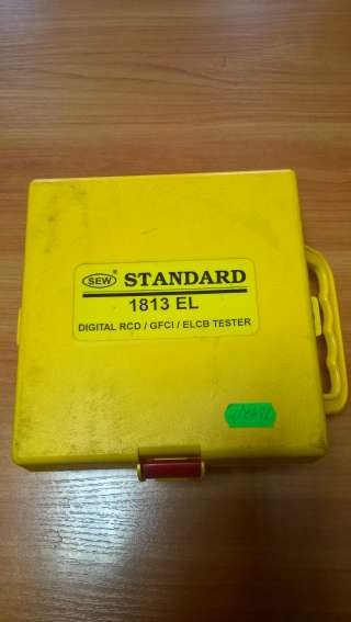 Цифровой измеритель параметров УЗО standard 1813 EL