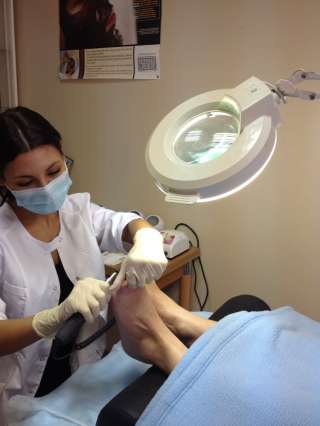 Обучение на парикмахера, косметолога, маникюр, визаж