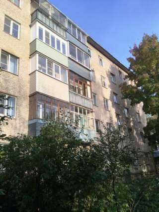 Однокомнатная квартира в г. Серпухове на проезде Мишина