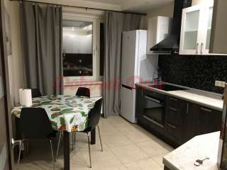 Квартира с хорошим ремонтом, меблирована улица Южная, дом 19к1