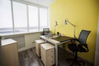 Сдаем офис 23 м.кв. в аренду в ТРК Новомосковский.