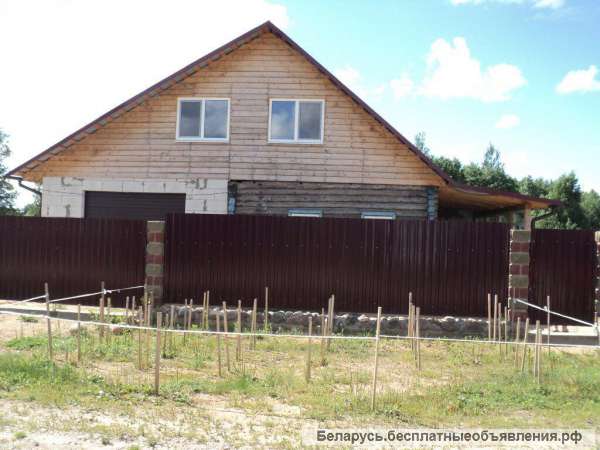 Дом с водоемом