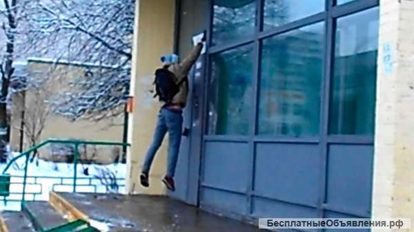 Требуется расклейщик