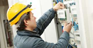 Электрик, электромонтажник требуется