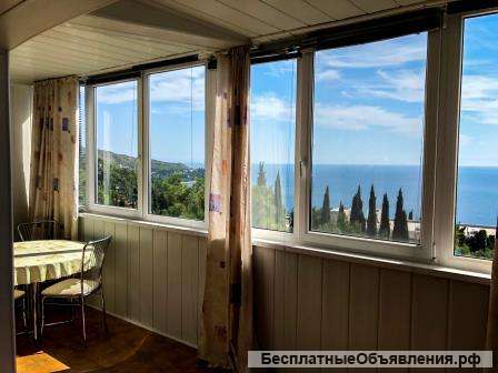 3-х комнатную квартиру в Партените с шикарным видом на море