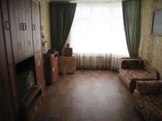 1 коин. квартира 41 кв. м район вокзала г. Серпухов.