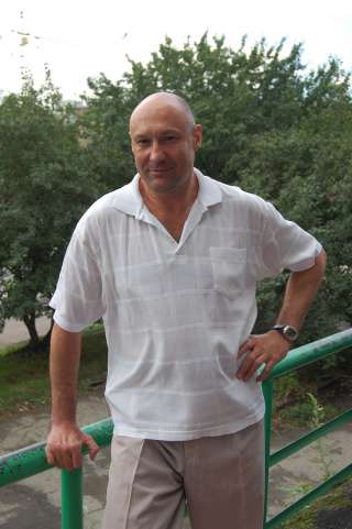 Выполняю конфиденциальные поручения