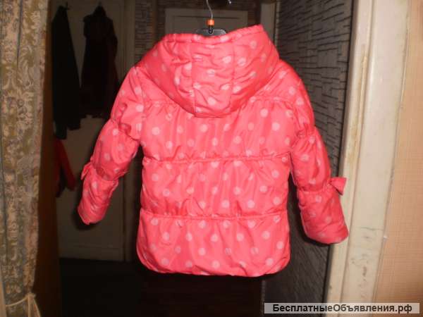 Симпатичная осенняя курточка для девочки 104 см