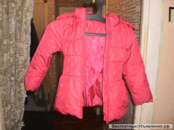 Нарядная утепленная курточка 122 см