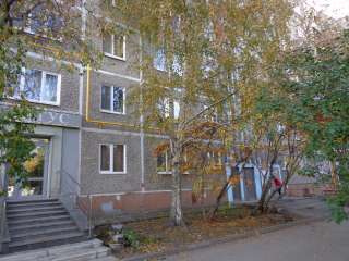 3-х комнатную квартиру в спальном районе Юго-Западного района