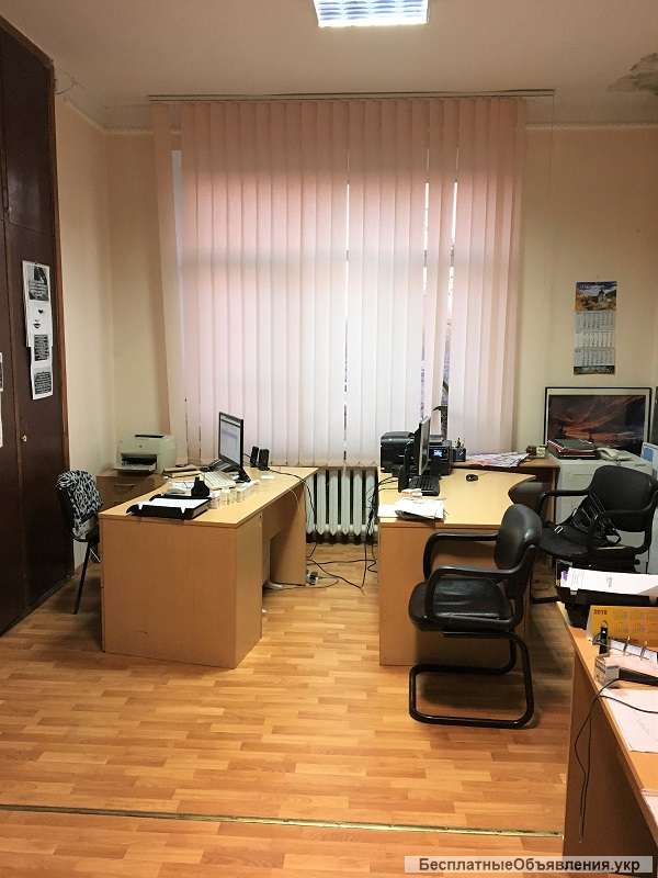 Аренда офиса, сдам 24.4 м2, 1 кабинет, ул. Евгения Сверстюка