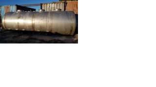 Емкость нержавеющая, объем -12 куб.м., горизонтальная, три секции