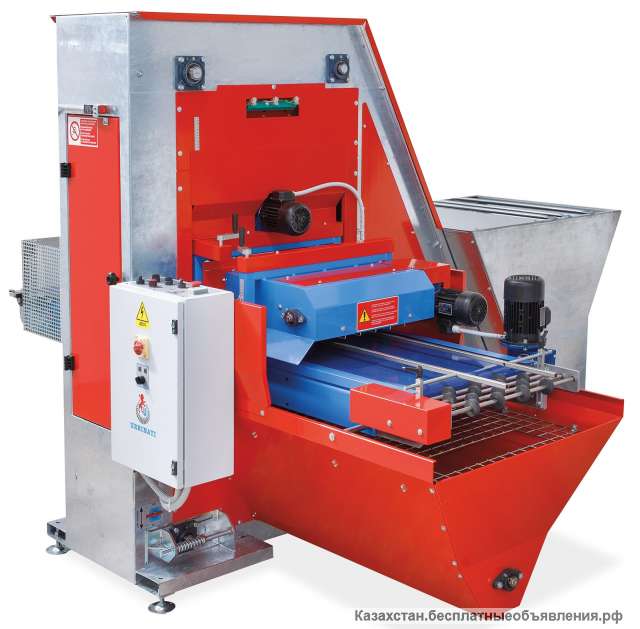 Наполнитель торфом рассадных кассет RС 65, RN 12, RT, RE URBINATI