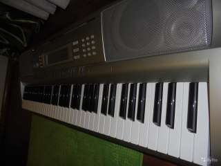 Клавишный синтезатор Casio WK-200