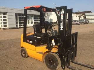 Вилочный погрузчик HELI CPСD15