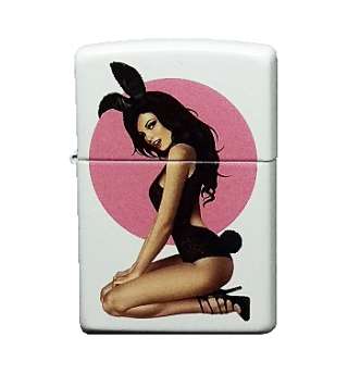 Зажигалка Zippo Sexy PinUp Brunette Bunny