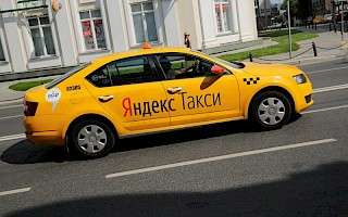 Водитель "Яндекс Такси"