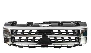 Mitsubishi Pajero 4 решетка радиатора (2015г.) 7450A956 паджеро 4 (2015г.)