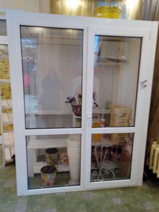 Холодильник-витрина для цветов