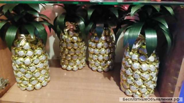 Ананас из конфет