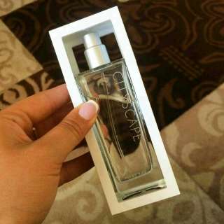 Парфюмерная вода Cityscape Мэри Кэй