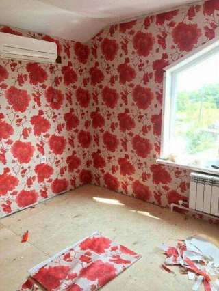 Поклейка обоев.шпаклевка покраска