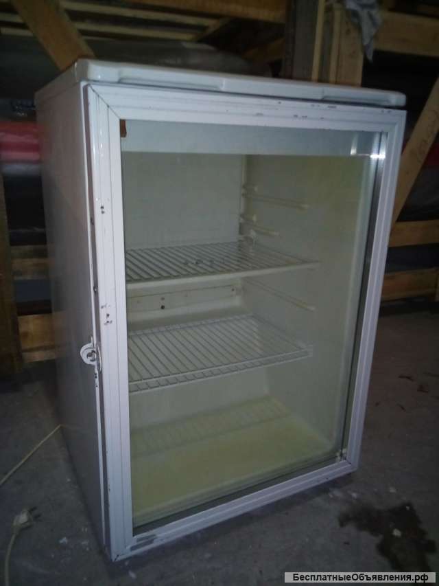 Холодильный шкаф б/у Бирюса 85 см