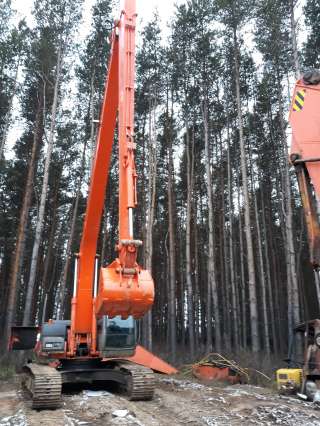 Длинное оборудование LONG REACH 16 м с ковшом и гидроцилиндрами для экскаваторов Хитачи моделей: Hi