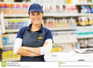 Работник супермаркета в Польшу