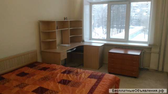 Сдам 4-комнатную квартиру в отличном состоянии на длительный срок (г. Екатеринбург, р-н Уралмаш)