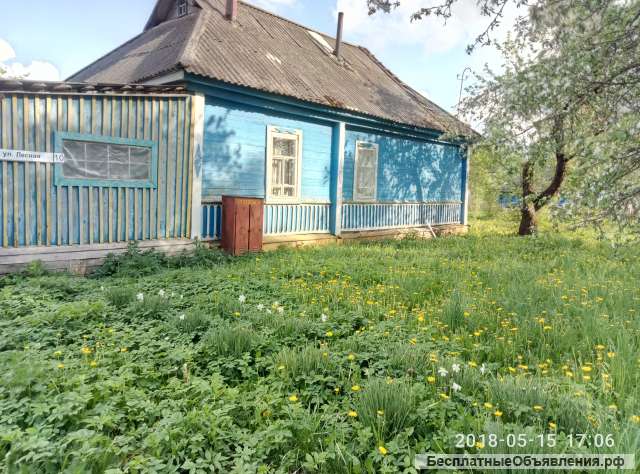 Дом 80 кв. м на участке 32 сотки.