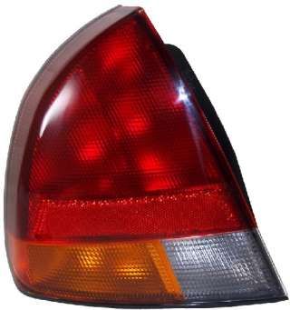 Mitsubishi Carisma фонарь левый MR179505 правый MR179506 мицубиси каризма