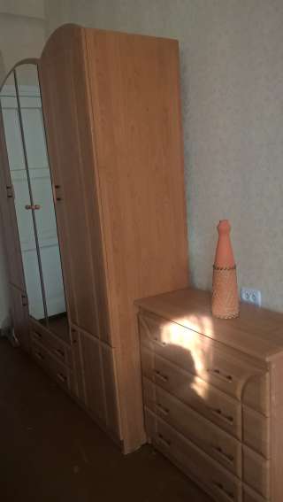 Сдаю комнату в 3 х комн. квартире в центре