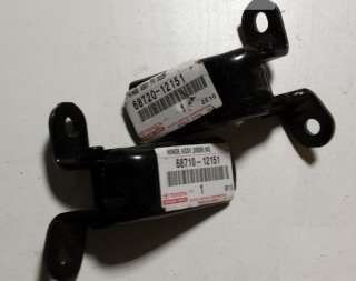 Toyota Land Cruiser Prado 150 петля двери передняя левая верхняя 68720-12151 для прадо 120