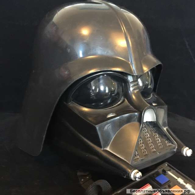 Шлем Дарт Вейдер с преобразователем голоса, в отличном состоянии