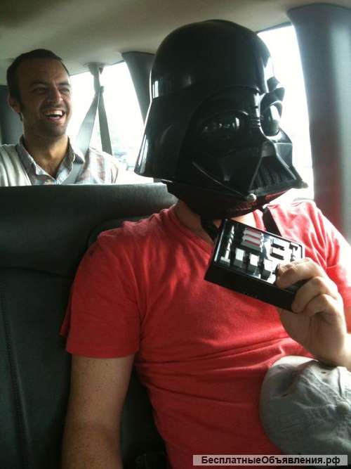 Шлем Дарт Вейдер с преобразователем голоса, в отличном состоянии