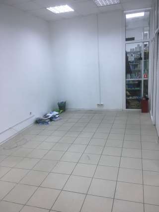 Аренда торговые помещения в ТЦ Крона