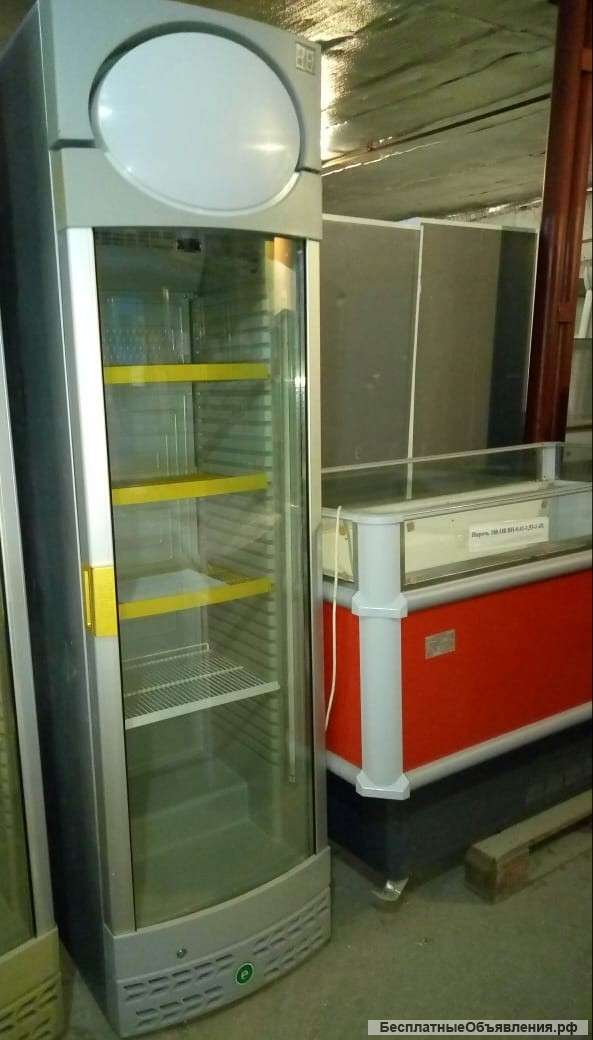 Холодильный шкаф б/у Sfacool 210 см
