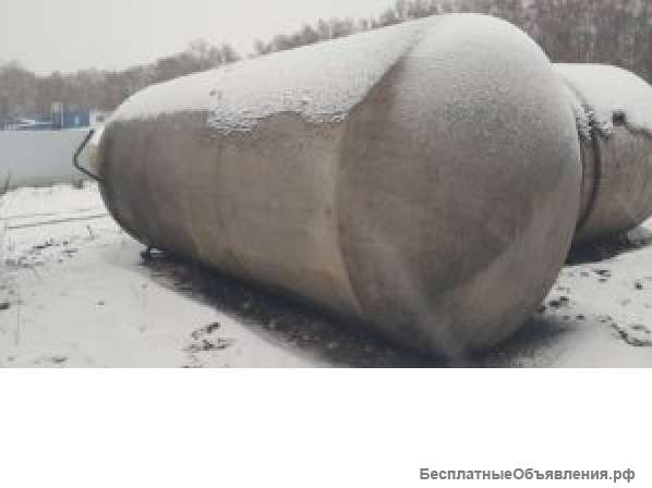 Емкость нержавеющая, объем -24 куб.м., горизонтальная, толстостенная