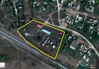 Действующий завод по переработке нефти