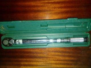 Ключ динамометрический 1/2", 42-210 nm "АИСТ"