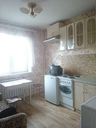 Сдам 2-комн, Ботанический 19