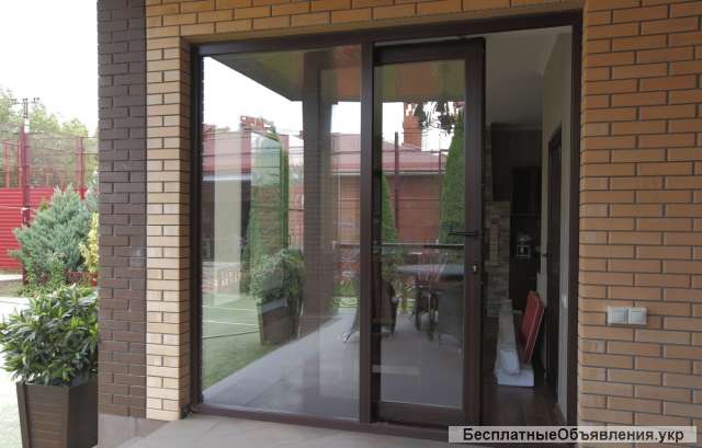 Раздвижные пластиковые двери и окна по доступной цене