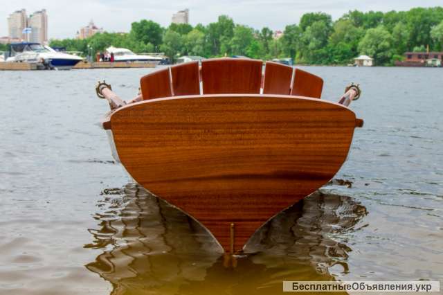 Дерев'яний човен лакшері сегменту