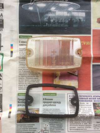 Новый рассеиватель фонаря заднего хода а/м Иж 2125