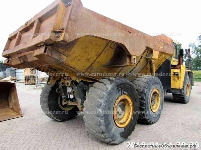 Сочлененный самосвал KOMATSU 300, из Европы