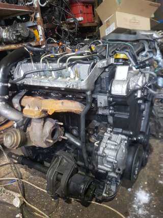 Двигатель Renault Espace 4 2004г. 2.2 dci